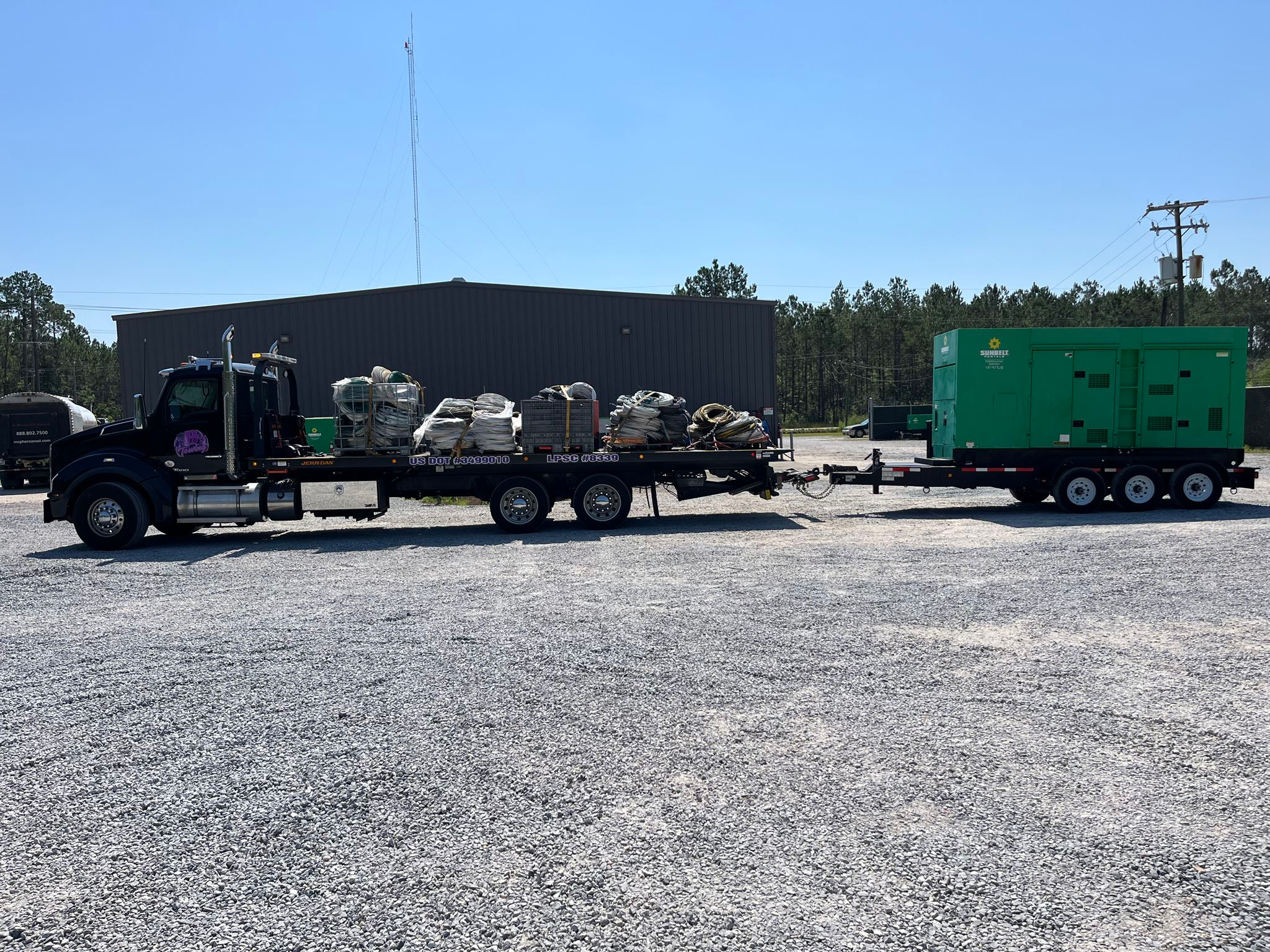 Local Light Heavy Duty Towing Tow Truck Wrecker Roadside Assistance Services Near Me in New Orleans Louisiana (LA) and surrounding areas including but not limited to the Westbank, Harvey, Gretna, Algiers, Marrero, Westwego, Belle Chasse, Chalmette, Luling, Destrehan, Kenner & Metairie.