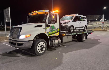 Local Light Heavy Duty Towing Tow Truck Wrecker Roadside Assistance Services Near Me in New Orleans Louisiana (LA) and surrounding areas including but not limited to the Westbank, Harvey, Gretna, Algiers, Marrero, Westwego, Belle Chasse, Chalmette, Luling, Destrehan, Kenner & Metairie.