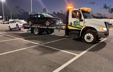 Local Light Heavy Duty Towing Tow Truck Wrecker Roadside Assistance Services Near Me in New Orleans Louisiana (LA) and surrounding areas including but not limited to the Westbank, Harvey, Gretna, Algiers, Marrero, Westwego, Belle Chasse, Chalmette, Luling, Destrehan, Kenner & Metairie.