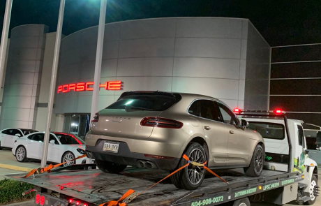 Local Light Heavy Duty Towing Tow Truck Wrecker Roadside Assistance Services Near Me in New Orleans Louisiana (LA) and surrounding areas including but not limited to the Westbank, Harvey, Gretna, Algiers, Marrero, Westwego, Belle Chasse, Chalmette, Luling, Destrehan, Kenner & Metairie.