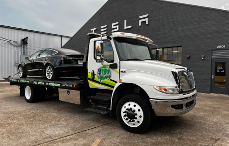 Local Light Heavy Duty Towing Tow Truck Wrecker Roadside Assistance Services Near Me in New Orleans Louisiana (LA) and surrounding areas including but not limited to the Westbank, Harvey, Gretna, Algiers, Marrero, Westwego, Belle Chasse, Chalmette, Luling, Destrehan, Kenner & Metairie.