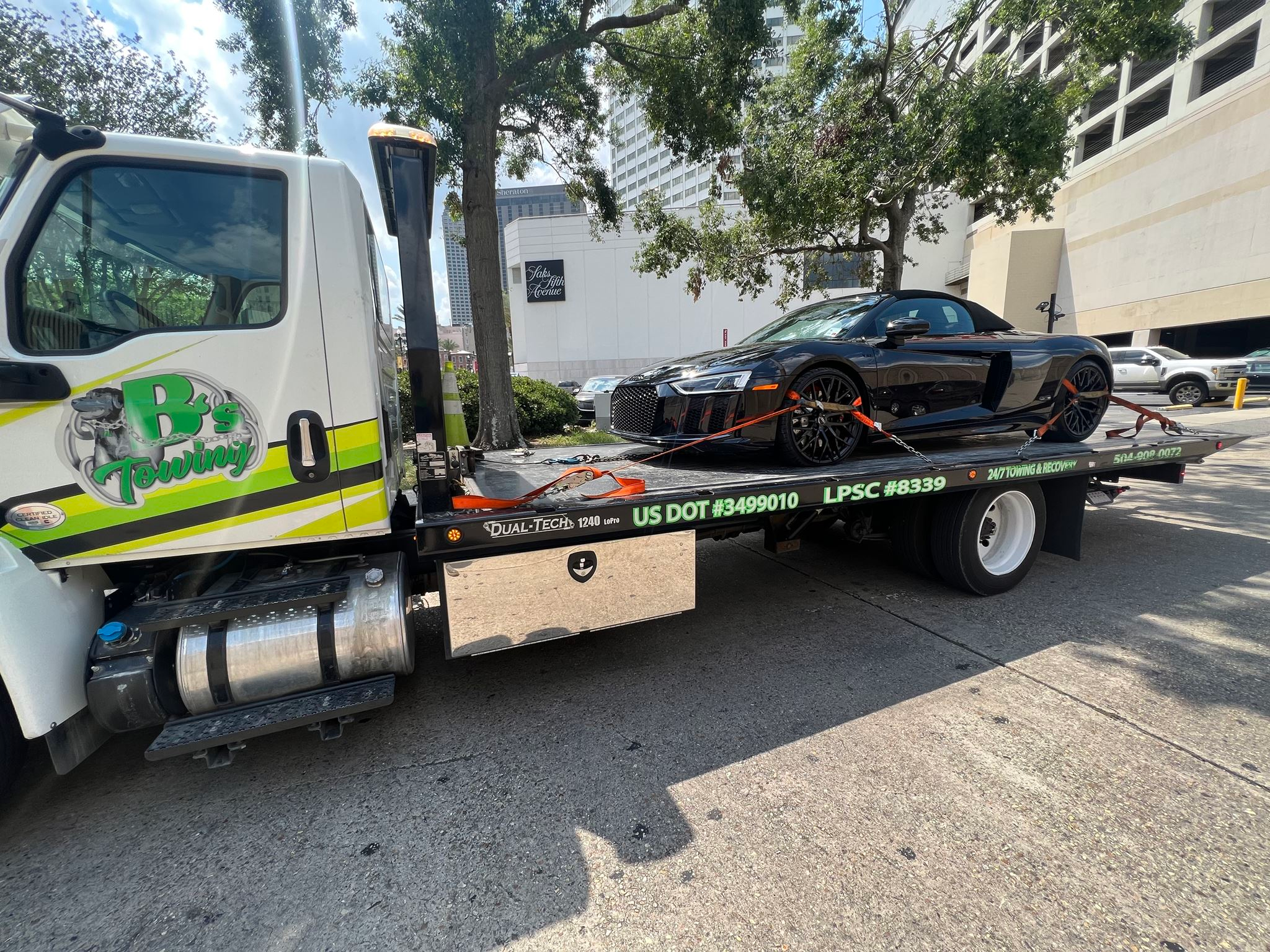 Local Light Heavy Duty Towing Tow Truck Wrecker Roadside Assistance Services Near Me in New Orleans Louisiana (LA) and surrounding areas including but not limited to the Westbank, Harvey, Gretna, Algiers, Marrero, Westwego, Belle Chasse, Chalmette, Luling, Destrehan, Kenner & Metairie.