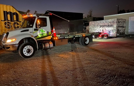 Local Light Heavy Duty Towing Tow Truck Wrecker Roadside Assistance Services Near Me in New Orleans Louisiana (LA) and surrounding areas including but not limited to the Westbank, Harvey, Gretna, Algiers, Marrero, Westwego, Belle Chasse, Chalmette, Luling, Destrehan, Kenner & Metairie.