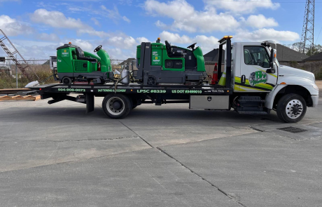 Local Light Heavy Duty Towing Tow Truck Wrecker Roadside Assistance Services Near Me in New Orleans Louisiana (LA) and surrounding areas including but not limited to the Westbank, Harvey, Gretna, Algiers, Marrero, Westwego, Belle Chasse, Chalmette, Luling, Destrehan, Kenner & Metairie.