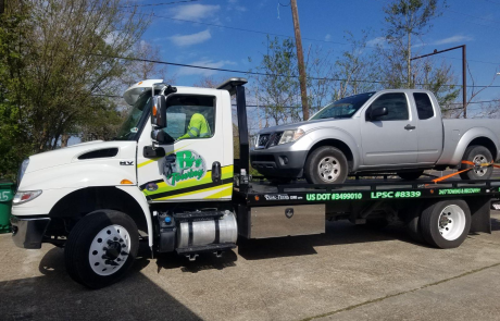 Local Light Heavy Duty Towing Tow Truck Wrecker Roadside Assistance Services Near Me in New Orleans Louisiana (LA) and surrounding areas including but not limited to the Westbank, Harvey, Gretna, Algiers, Marrero, Westwego, Belle Chasse, Chalmette, Luling, Destrehan, Kenner & Metairie.