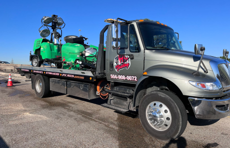 Local Light Heavy Duty Towing Tow Truck Wrecker Roadside Assistance Services Near Me in New Orleans Louisiana (LA) and surrounding areas including but not limited to the Westbank, Harvey, Gretna, Algiers, Marrero, Westwego, Belle Chasse, Chalmette, Luling, Destrehan, Kenner & Metairie.