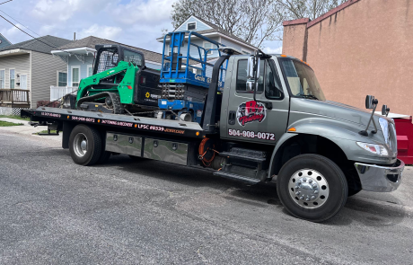 Local Light Heavy Duty Towing Tow Truck Wrecker Roadside Assistance Services Near Me in New Orleans Louisiana (LA) and surrounding areas including but not limited to the Westbank, Harvey, Gretna, Algiers, Marrero, Westwego, Belle Chasse, Chalmette, Luling, Destrehan, Kenner & Metairie.