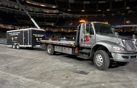 Local Light Heavy Duty Towing Tow Truck Wrecker Roadside Assistance Services Near Me in New Orleans Louisiana (LA) and surrounding areas including but not limited to the Westbank, Harvey, Gretna, Algiers, Marrero, Westwego, Belle Chasse, Chalmette, Luling, Destrehan, Kenner & Metairie.