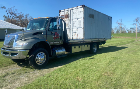 Local Light Heavy Duty Towing Tow Truck Wrecker Roadside Assistance Services Near Me in New Orleans Louisiana (LA) and surrounding areas including but not limited to the Westbank, Harvey, Gretna, Algiers, Marrero, Westwego, Belle Chasse, Chalmette, Luling, Destrehan, Kenner & Metairie.