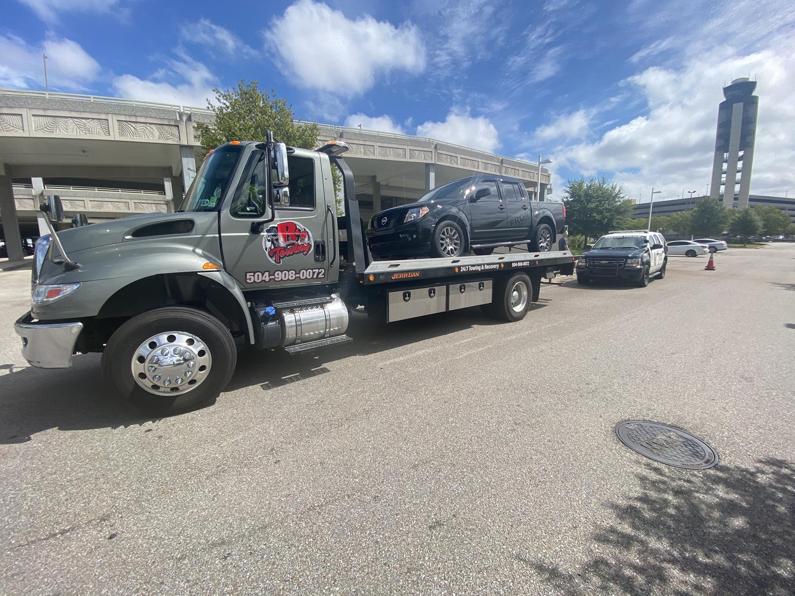 Local Light Heavy Duty Towing Tow Truck Wrecker Roadside Assistance Services Near Me in New Orleans Louisiana (LA) and surrounding areas including but not limited to the Westbank, Harvey, Gretna, Algiers, Marrero, Westwego, Belle Chasse, Chalmette, Luling, Destrehan, Kenner & Metairie.