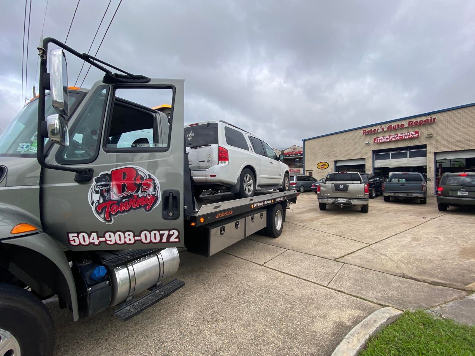 Local Light Heavy Duty Towing Tow Truck Wrecker Roadside Assistance Services Near Me in New Orleans Louisiana (LA) and surrounding areas including but not limited to the Westbank, Harvey, Gretna, Algiers, Marrero, Westwego, Belle Chasse, Chalmette, Luling, Destrehan, Kenner & Metairie.