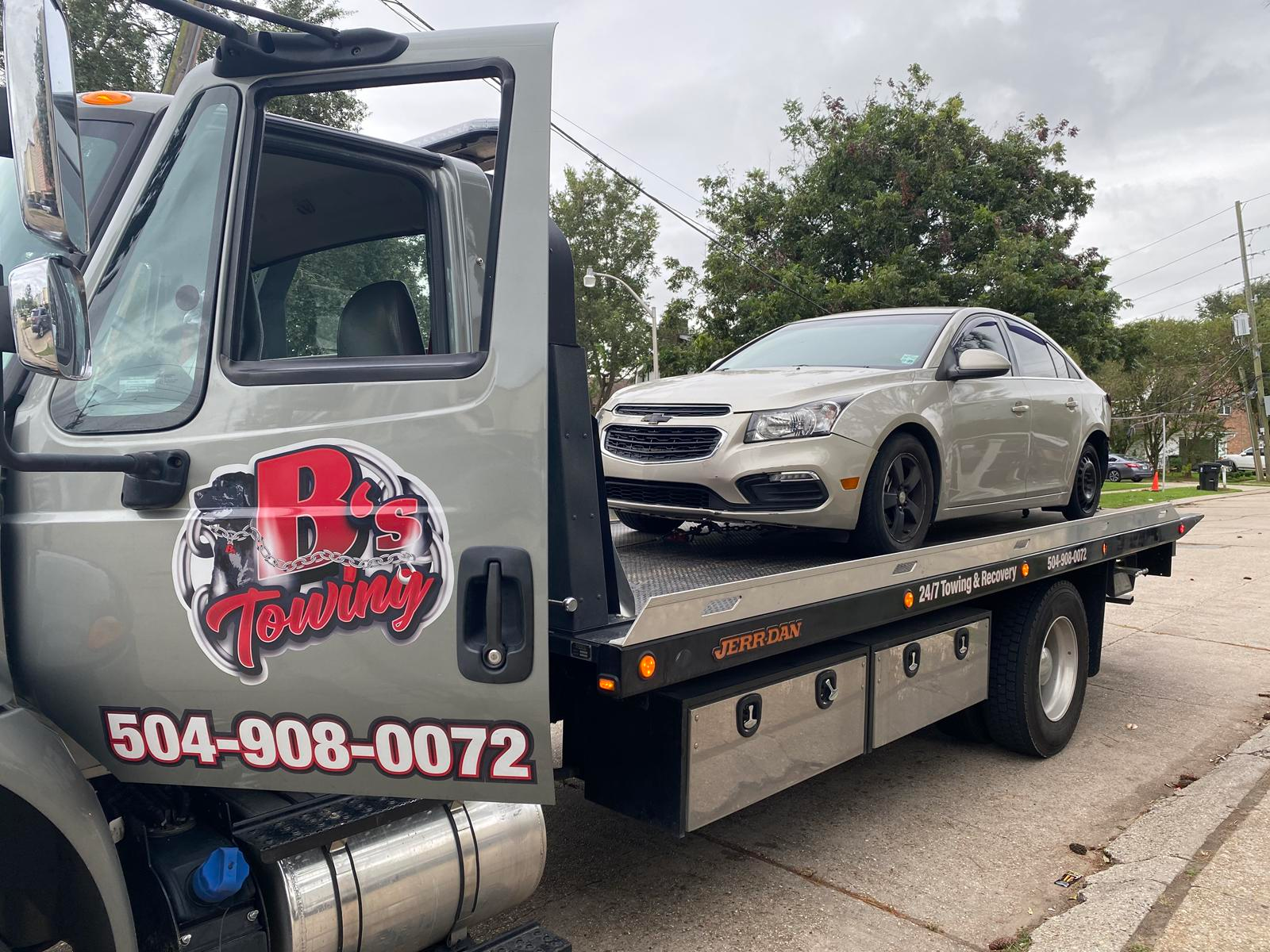 Local Light Heavy Duty Towing Tow Truck Wrecker Roadside Assistance Services Near Me in New Orleans Louisiana (LA) and surrounding areas including but not limited to the Westbank, Harvey, Gretna, Algiers, Marrero, Westwego, Belle Chasse, Chalmette, Luling, Destrehan, Kenner & Metairie.