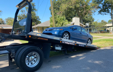 Local Light Heavy Duty Towing Tow Truck Wrecker Roadside Assistance Services Near Me in New Orleans Louisiana (LA) and surrounding areas including but not limited to the Westbank, Harvey, Gretna, Algiers, Marrero, Westwego, Belle Chasse, Chalmette, Luling, Destrehan, Kenner & Metairie.