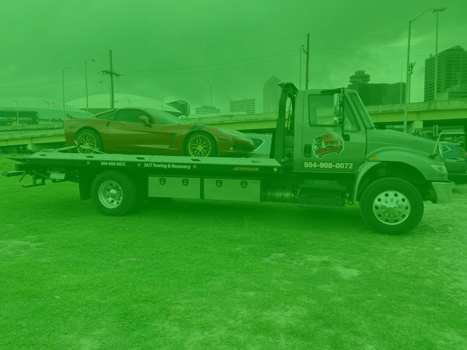 Local Light Heavy Duty Towing Tow Truck Wrecker Roadside Assistance Services Near Me in New Orleans Louisiana (LA) and surrounding areas including but not limited to the Westbank, Harvey, Gretna, Algiers, Marrero, Westwego, Belle Chasse, Chalmette, Luling, Destrehan, Kenner & Metairie.