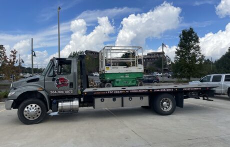 B's Towing equipment hauling