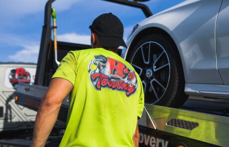 B's Towing vehicle loading securement