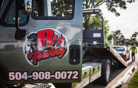 B's Towing vehicle loading securement