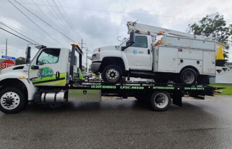 B's Towing vehicle transport