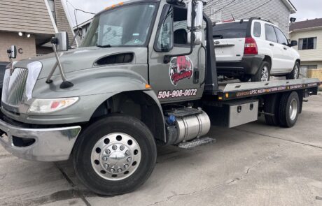 B's Towing vehicle transport