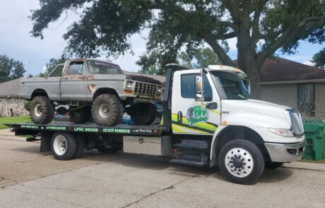 B's Towing vehicle transport